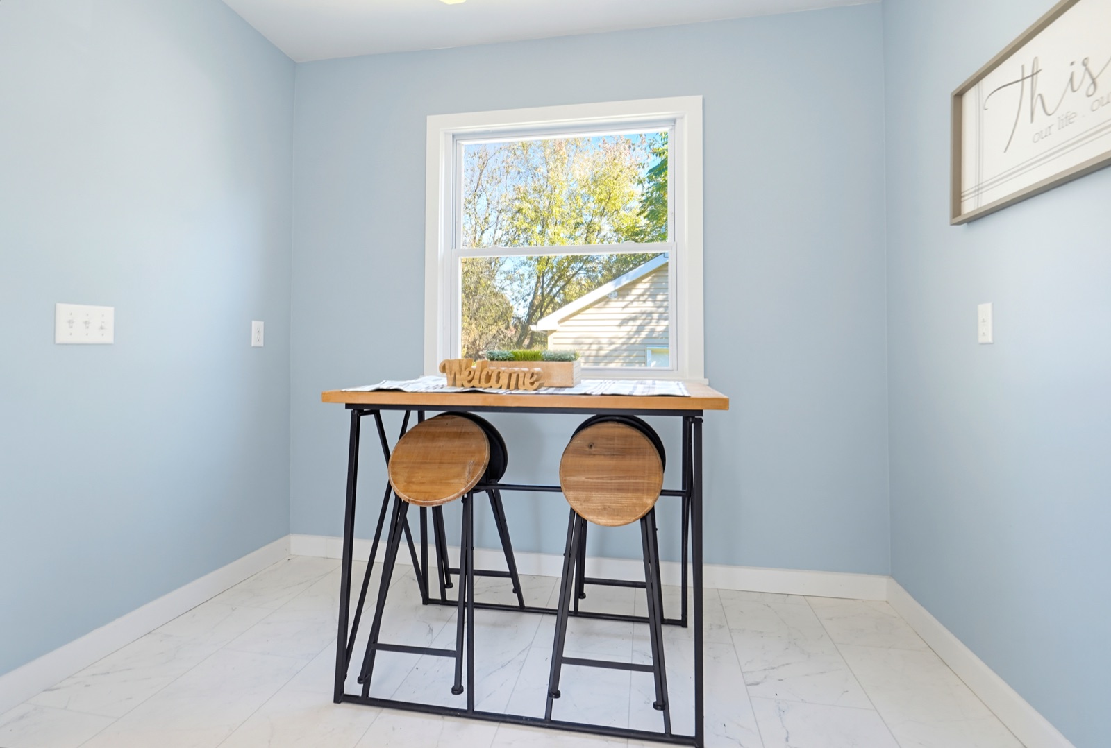 Eat-in area