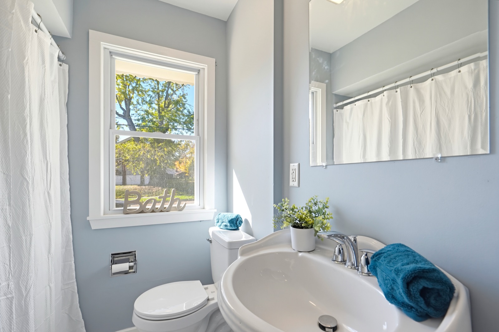Full bathroom